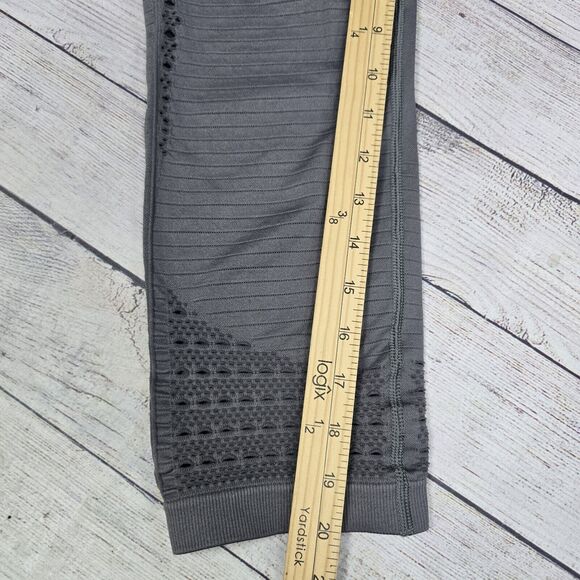 Gymshark Gray High Rise Seamless Energy Mosh Perforated Leggings Women’s Size M - Picture 7 of 7